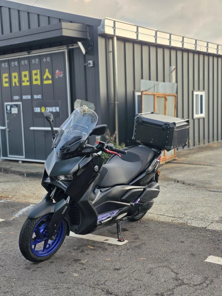 야마하 XMAX300 (2024) 이미지