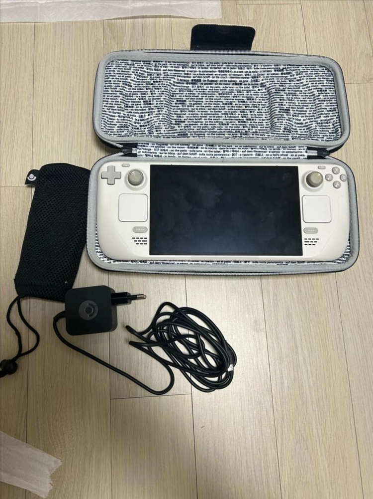 스팀덱 화이트 oled 1tb 배터리효율 100 상태깨끗 팔아요 - 안심되는 중고거래