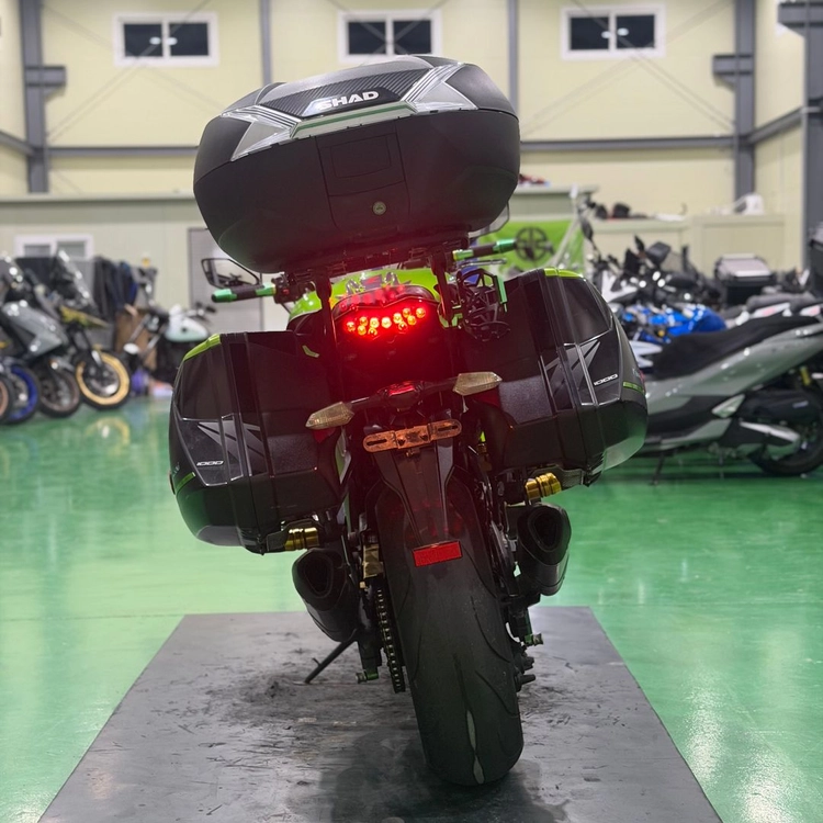 가와사키 z1000sx 14년식 사이드박스 셋팅 준튜닝 바이크 판매합니다 이미지