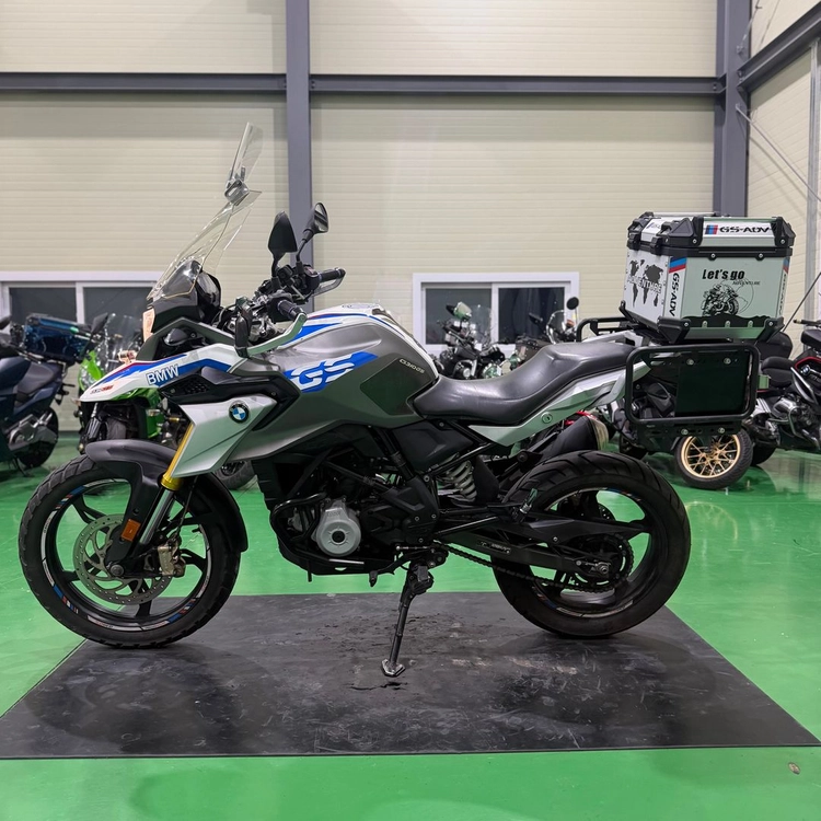 bmw g310gs 18년식 1만키로 상태 좋은 바이크 판매합니다 이미지