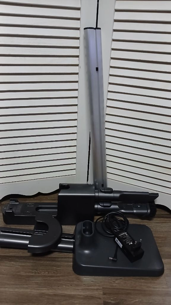 LG 코드제로 Tine Q A9 아답타 스탠드 거치대랑 툴 이미지