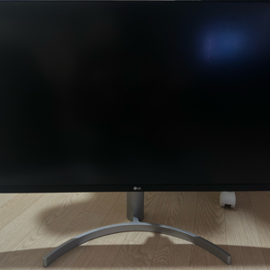 LG 4k 32인치 32UN650 이미지
