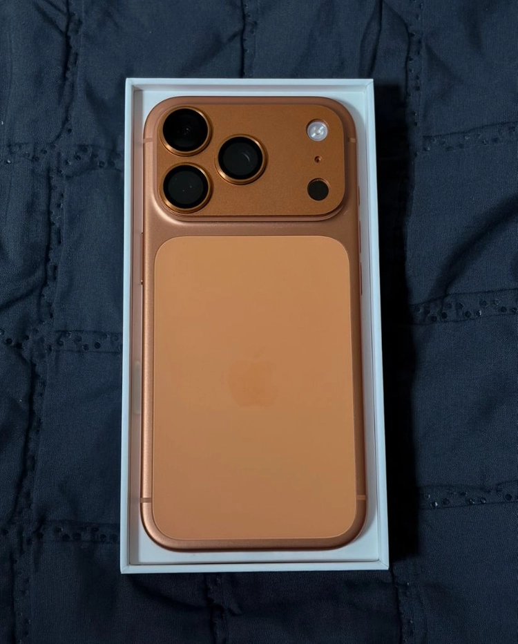 아이폰 17 프로 오렌지 256GB 이미지