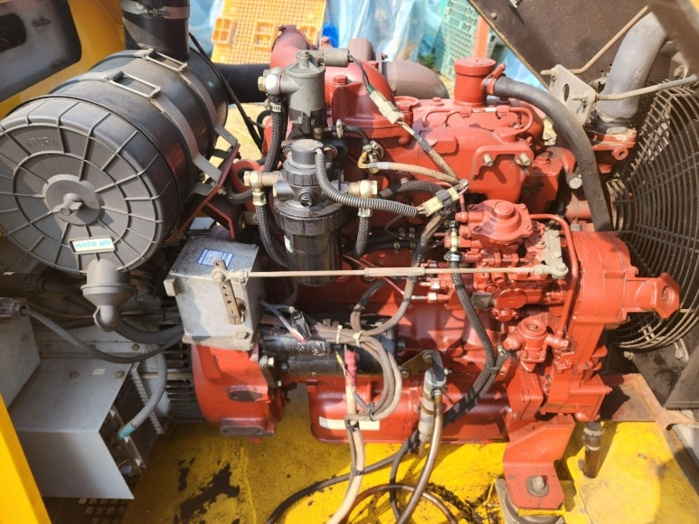 GUINAULT DC, AC 발전기 GB 60/20 V3 60KVA 115/200V 400HZ 28V DC 714A 이미지