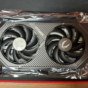 ZOTAC GAMING RTX 5060 TWIN EDGE OC 8GB 개봉 신품 그래픽카드 팝니다 이미지