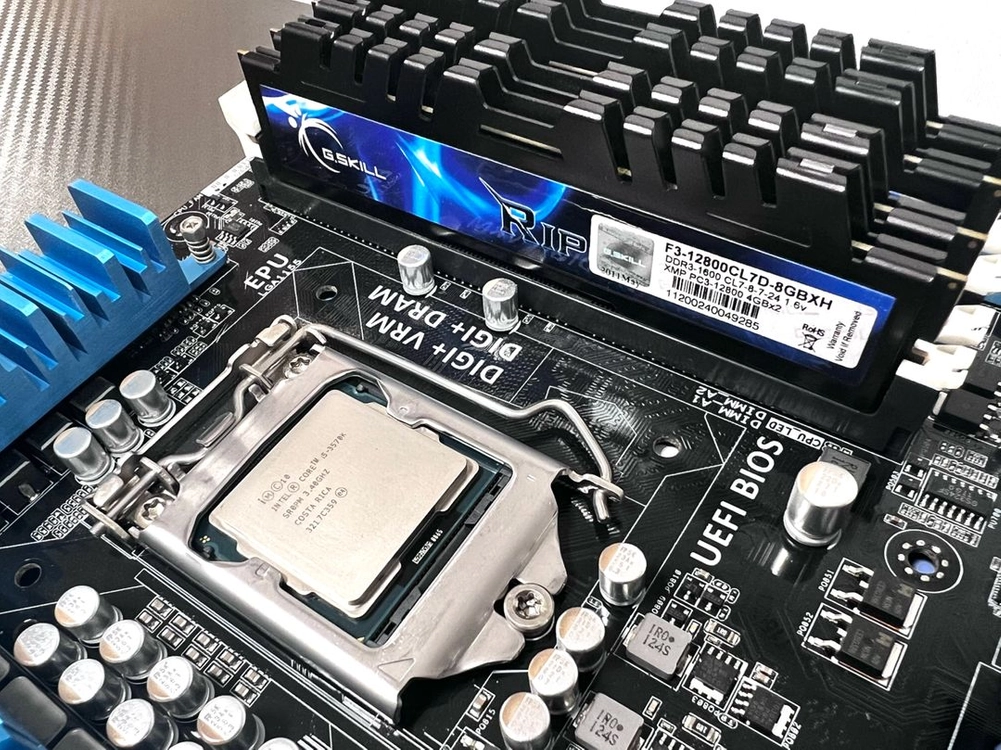 인텔 i5-3570k, ASUS P8Z77-V, 지스킬 ddr3 16G 일괄판매. 이미지
