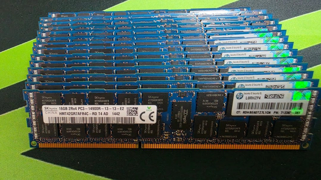SK하이닉스 DDR3 16GB ECC REG 서버 메모리 PC3-14900R 이미지