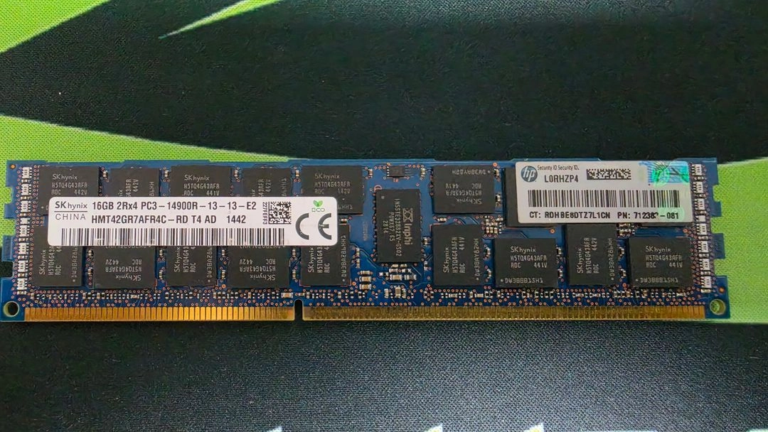SK하이닉스 DDR3 16GB ECC REG 서버 메모리 PC3-14900R 이미지