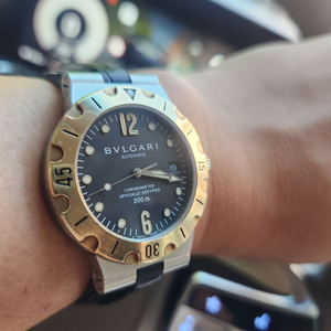 불가리 디아고노 38mm 18K콤비 이미지