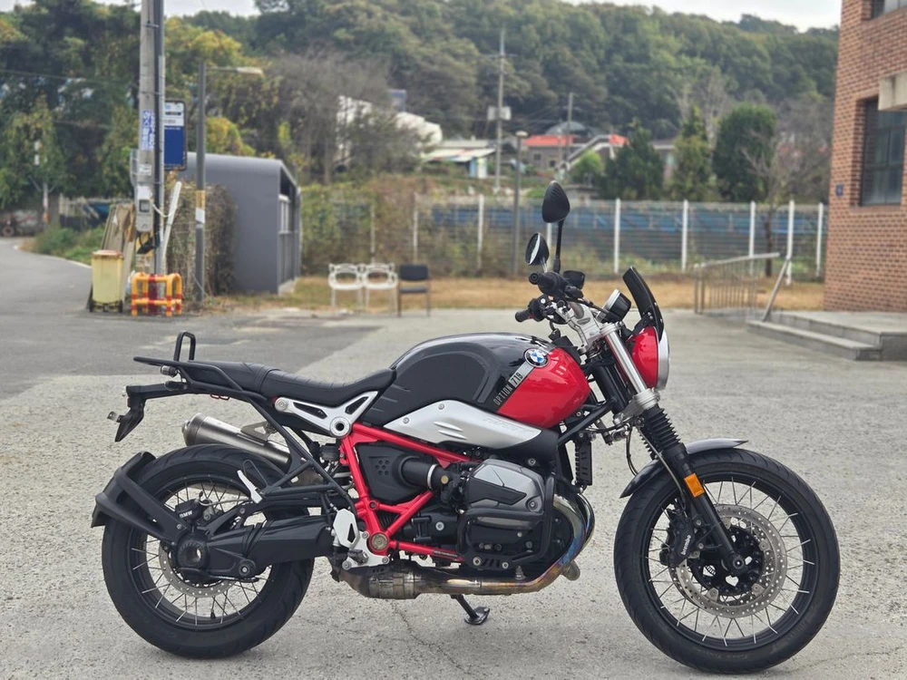 BMW 알나인티 스크램블러 21년식 719옵션 2.0만km 차량 판매합니다 이미지