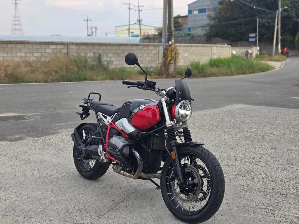 BMW 알나인티 스크램블러 21년식 719옵션 2.0만km 차량 판매합니다 이미지