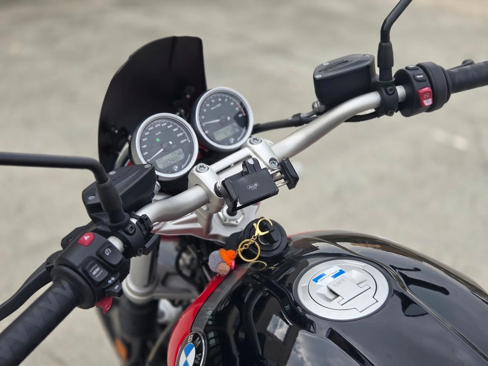 BMW 알나인티 스크램블러 21년식 719옵션 2.0만km 차량 판매합니다 이미지