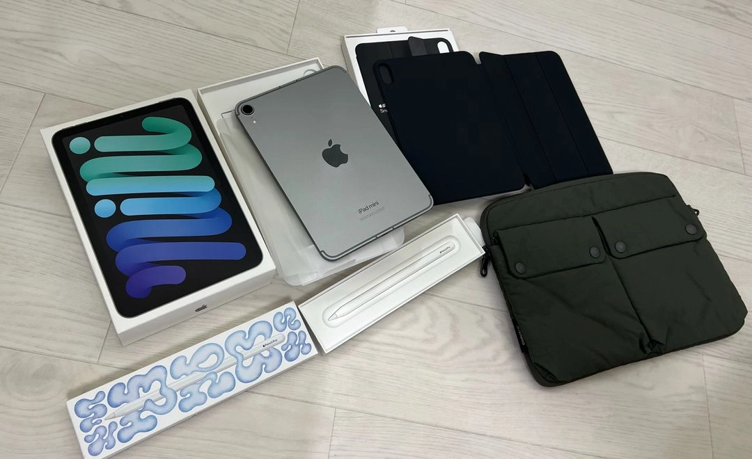 아이패드 미니 7세대(A17pro) 128gb 셀룰러 스페이스그레이 애케플 팝니다 +애플펜슬프로,정품폴리오 등 이미지