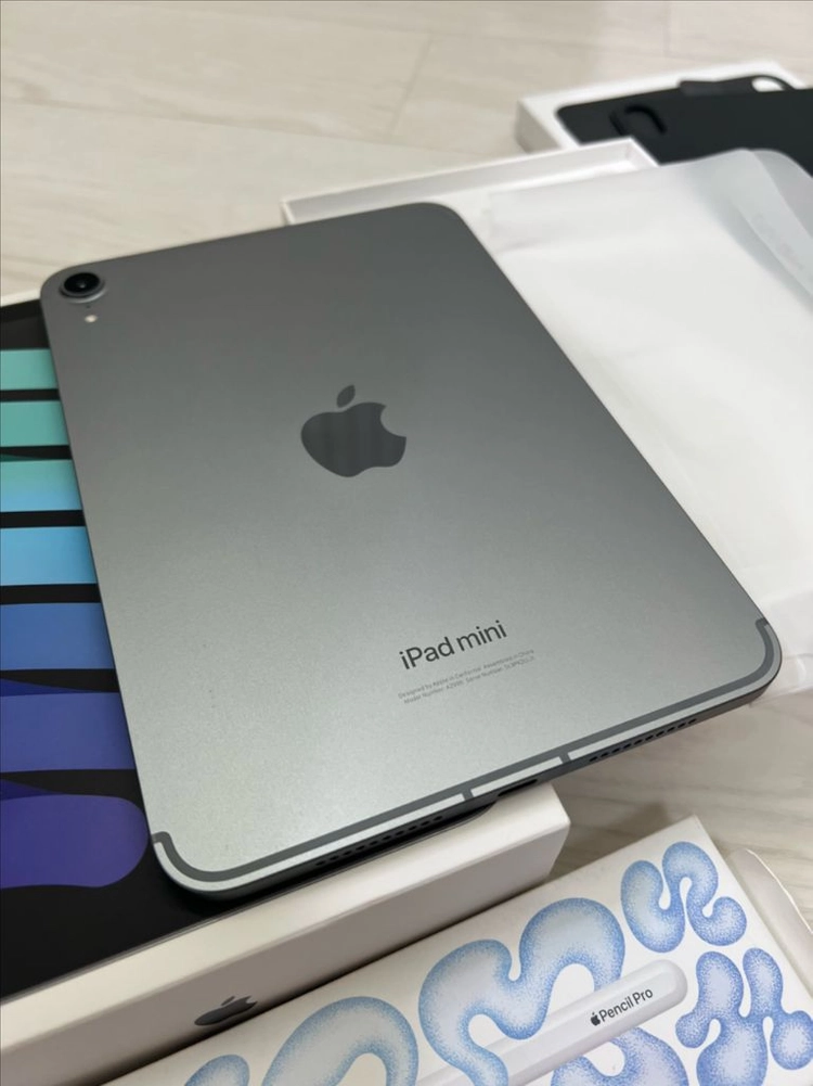 아이패드 미니 7세대(A17pro) 128gb 셀룰러 스페이스그레이 애케플 팝니다 +애플펜슬프로,정품폴리오 등 이미지