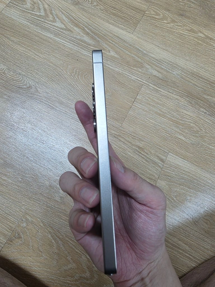 삼성 갤럭시 S25 울트라 이미지