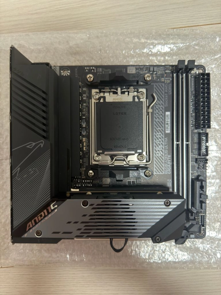 기가바이트 어로스 울트라 B650I (ITX) Rev 1.0 이미지