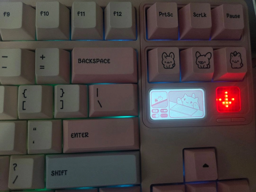 스웨그키 QwertyKevs QK80MK2 정발 기계식 커스텀 알루미늄 키보드 완제품 핑크 이미지