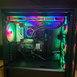 AMD 라이젠 9800x3d, 램32기가, ssd 1테라 등 컴퓨터 반본체 판매 이미지