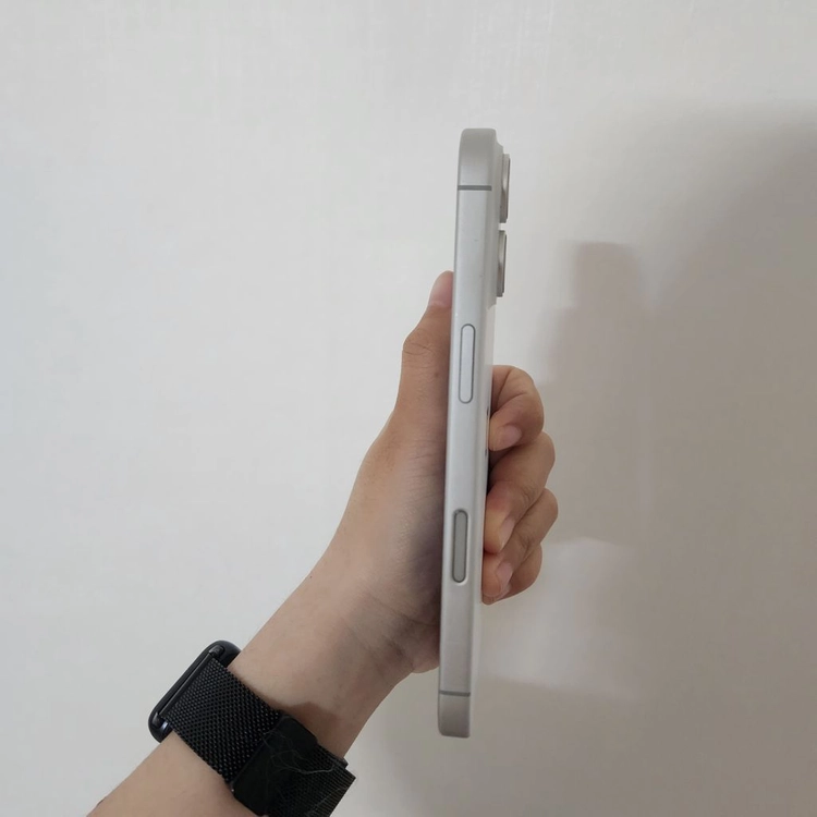 아이폰17화이트 256GB 배터리96% 이미지