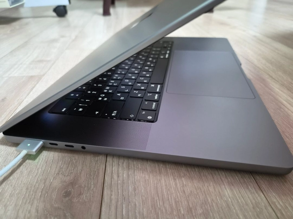애플 MacBook Pro 16인치 2021년형 이미지