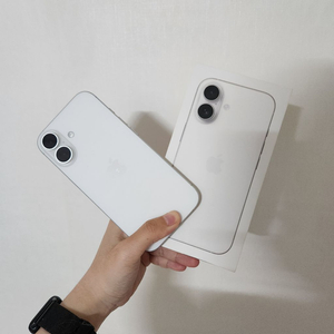 아이폰17화이트 256GB 배터리96% 이미지