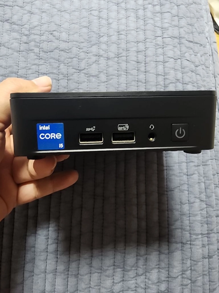 ASUS NUC 13 PRO 팝니다. 미니PC 이미지