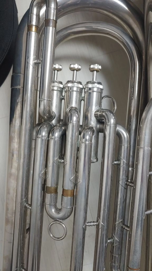 비플렛 튜바 b tuba 이미지