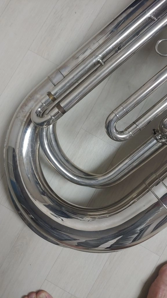 비플렛 튜바 b tuba 이미지