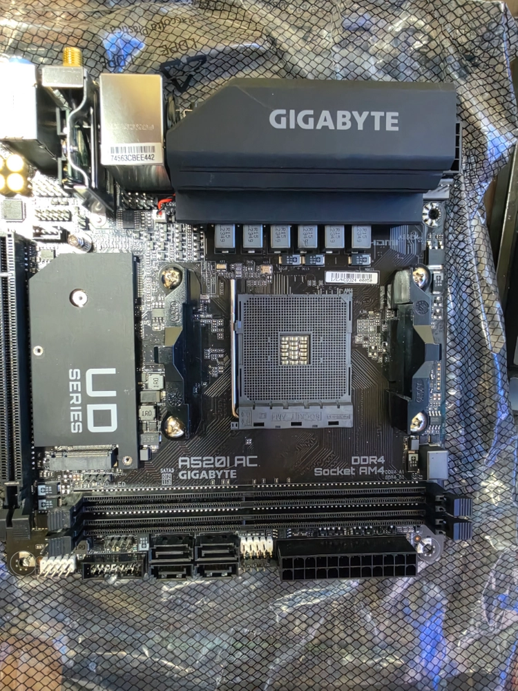 기가바이트 A520I AC itx 메인보드팝니다 - 안심되는 중고거래 2