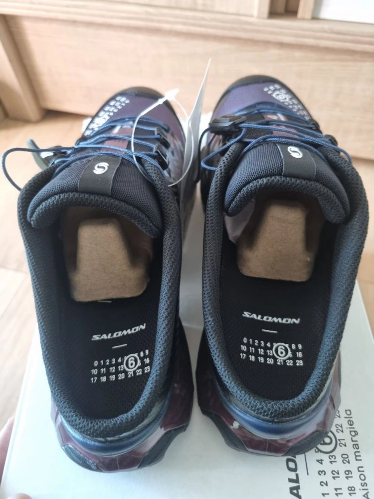 살로몬 x MM6 메종 마르지엘라 XT-4 뮬 블랙 나인 아이언 280사이즈 새상품 이미지