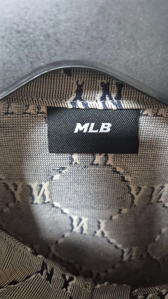 MLB 모노그램 바람막이 자켓 95사이즈 이미지