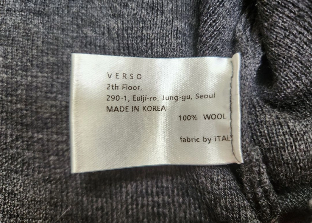 [최고급] VERSO 베르소 니트 브이넥 한섬 타임 시스템 아미 꼼데가르송 가니 마인 토리버치 비비안웨스트우드 폴로 이미지