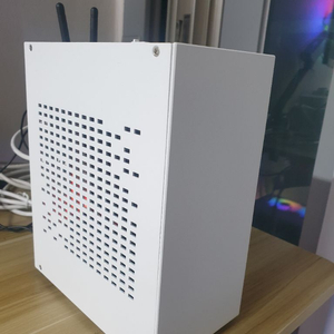 미니 화이트 고성능 게이밍PC(컴퓨터본체) SFF 4.3L 이미지