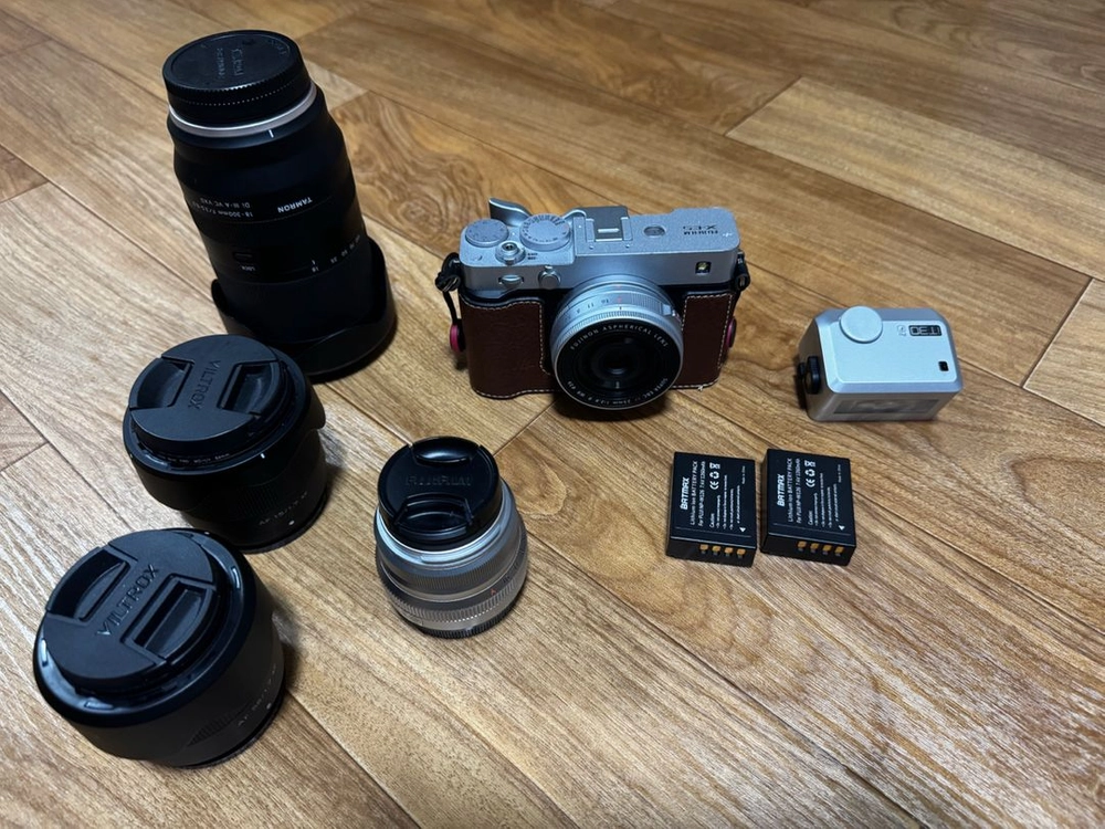 후지필름 x-e5 23mm 렌즈킷 외 렌즈 및 고독스 it30 판매합니다 - 안심되는 중고거래