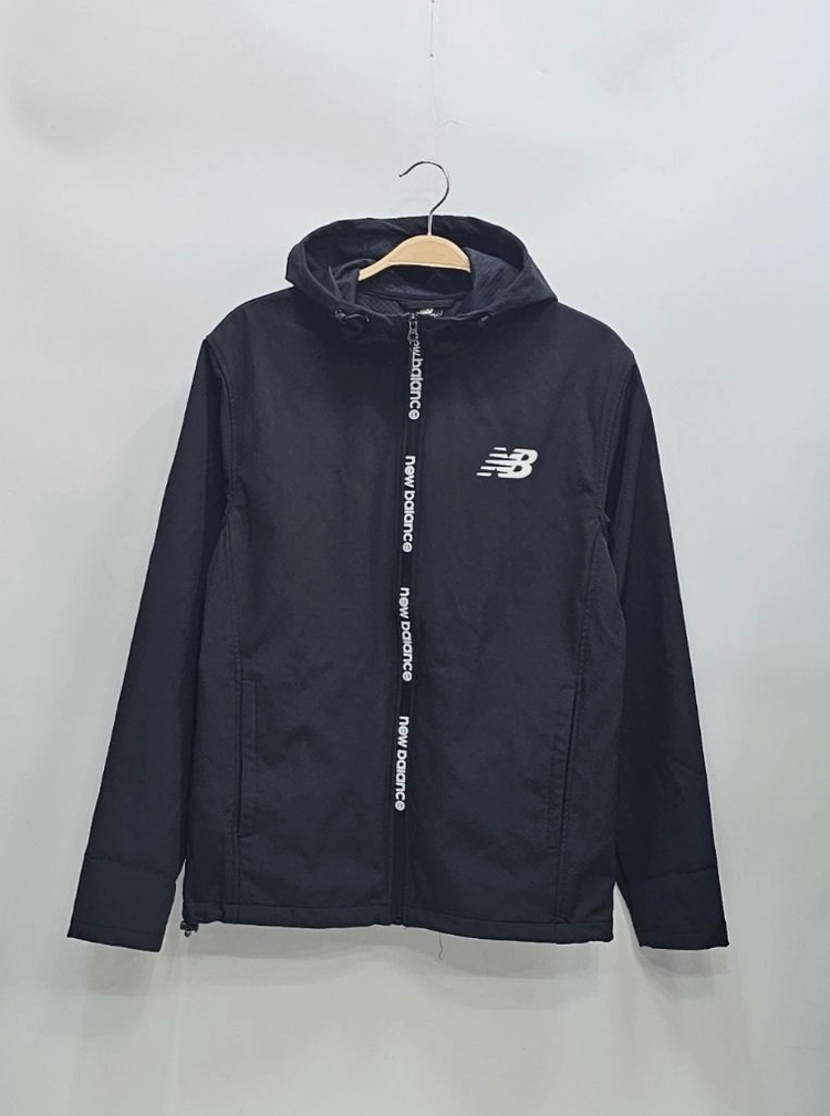 뉴발란스 22FW 레트링 후드 풀집업 자켓 / 남 S (추천 95~100) 블랙 이미지