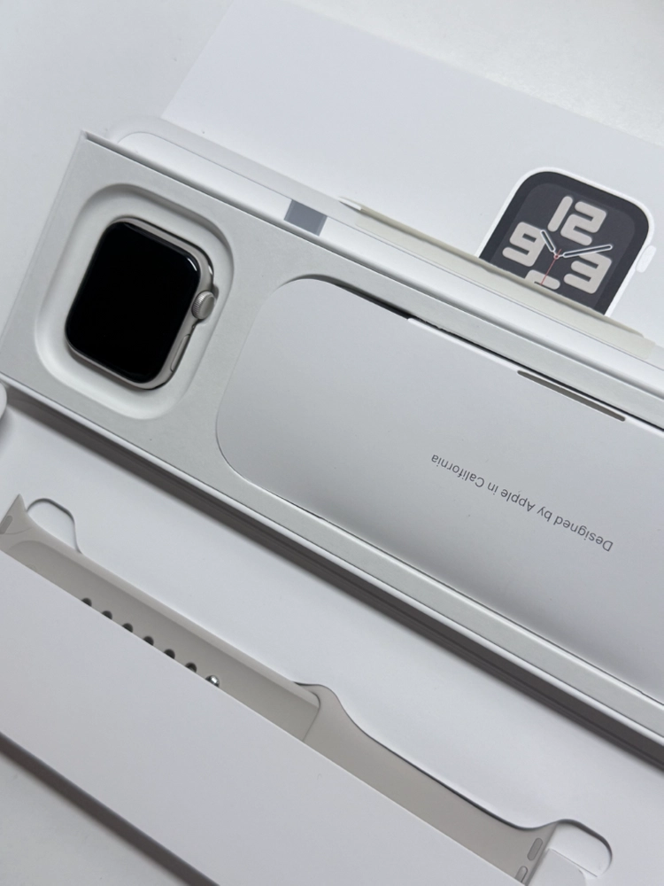 정품 애플워치se2 40mm 스타라이트 +스트랩들 +커버케이스 +필름 - 안심되는 중고거래