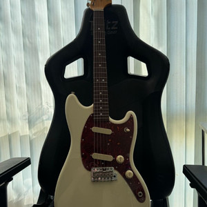 Fender Japan Char Signature Mustang 이미지
