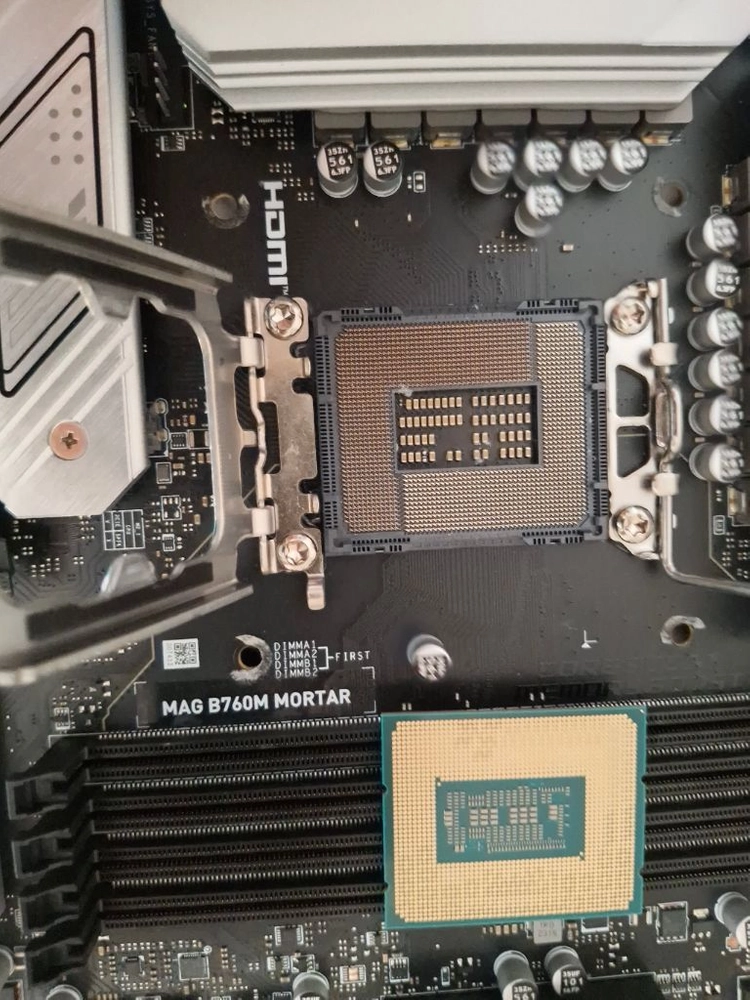 25일까지만 판매) 12600K + MSI B760M 박격포 DDR5 세트 또는 개별 팝니다 이미지
