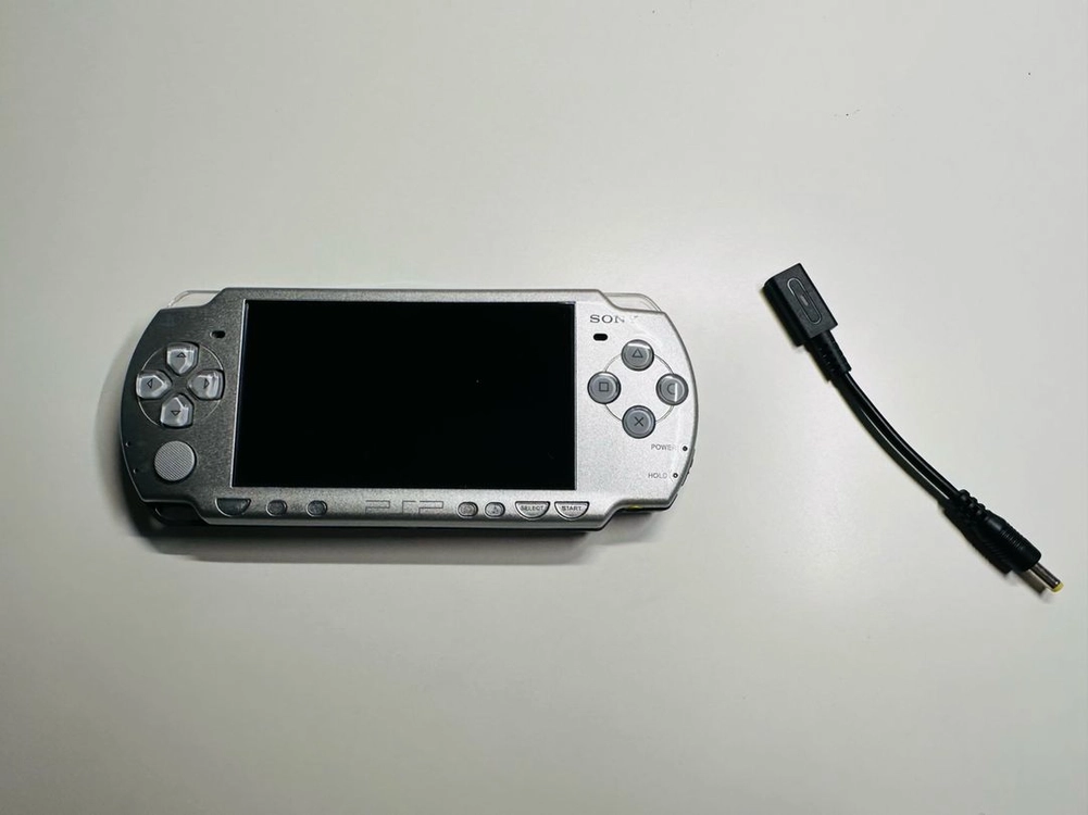 소니 PSP-2000 아이스 실버 본체 판매 (1005, 3005, GO, vita) 이미지