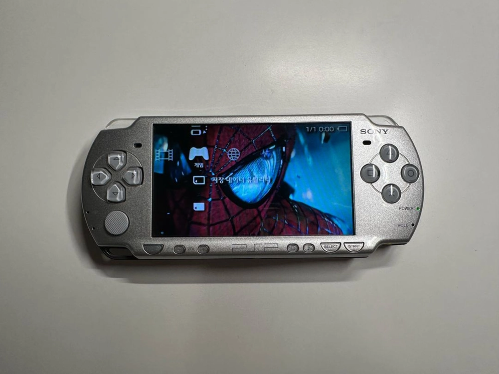 소니 PSP-2000 아이스 실버 본체 판매 (1005, 3005, GO, vita) 이미지