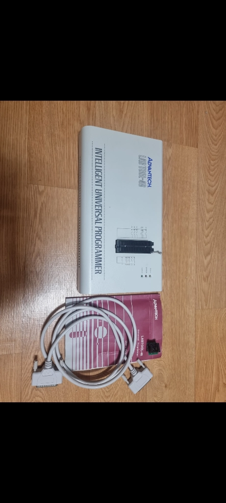 어드반텍 랩툴 LABTOOL-48 유니버셜 롬 라이터기 이미지
