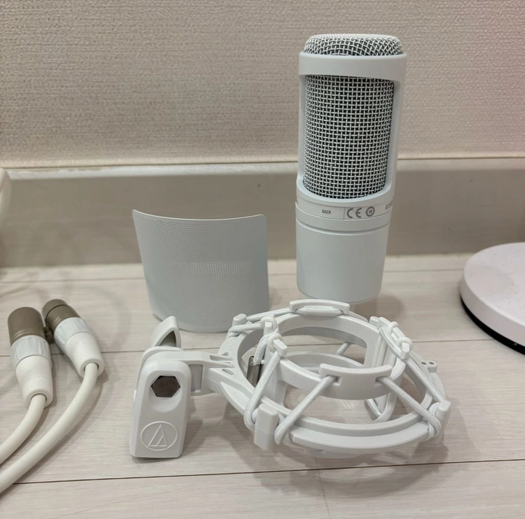오디오테크니카 AT2020 CWH 스페셜에디션 콘덴서마이크 이미지