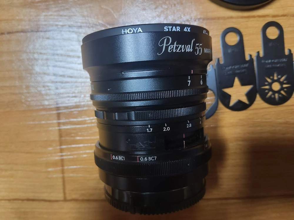 소니용 펫츠발 55mm f1.7 이미지