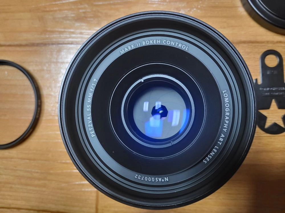 소니용 펫츠발 55mm f1.7 이미지