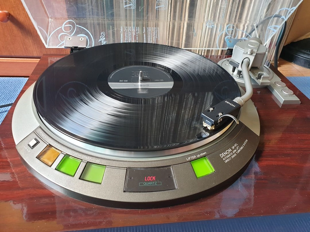 DENON DP~67L턴테이블 이미지