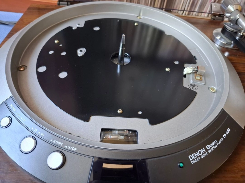 DENON DP~50M턴테이블 이미지