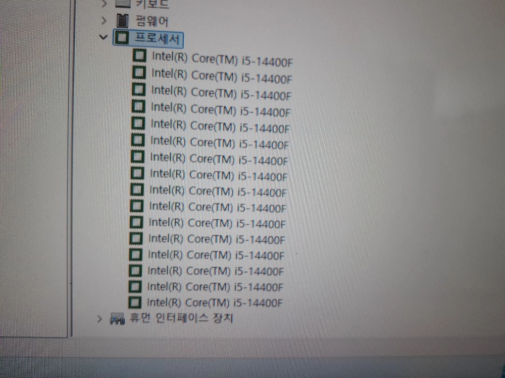 게이밍 pc 본체 14400f Rtx5060 램D5 16g 1TB 이미지