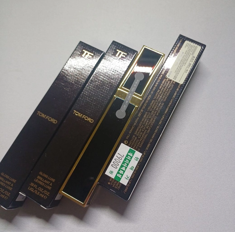(새상품) 톰포드 글로스럭스 허니드 코랄, 제니 립글로즈 이미지