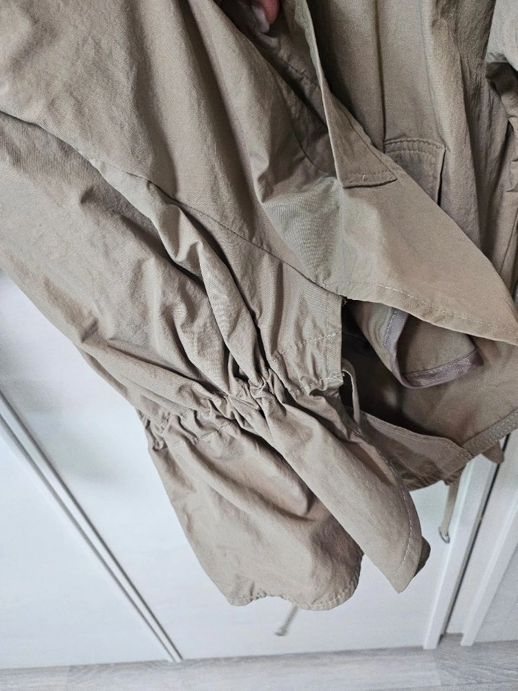 여성 블루종 바람막이 점퍼 이미지