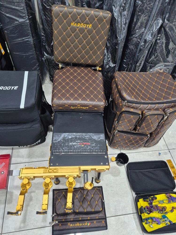 나루예 소좌 풀세트 2개 상태최상 최고옵션 프리미엄에디션 70X과 멀티체어 70 프리미엄 받침틀 세팅 멀티 거치대 이미지